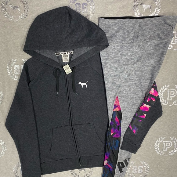 🚫SOLD🚫 VS PINK FLORAL BLING SET W/ 🆓 NWT HOODIE LARGE - Picture 2 of 9